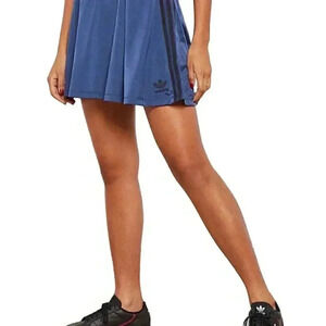 NWT  Adidas Originals blue casual athletic mini skirt S